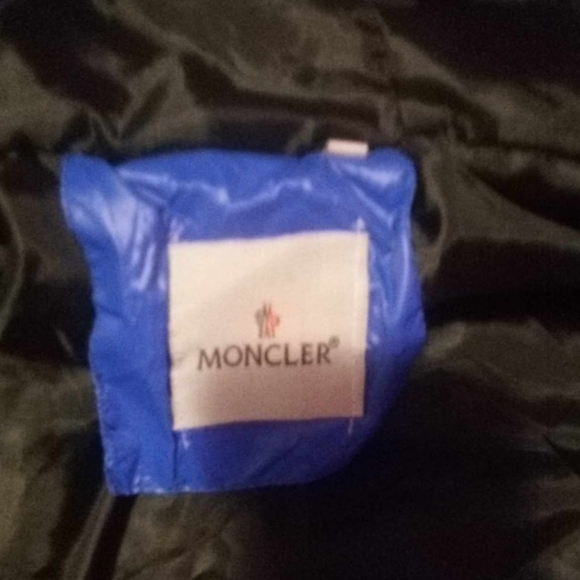 Red White and Blue Large Men's Moncler Jacket - Picture 3 of 16